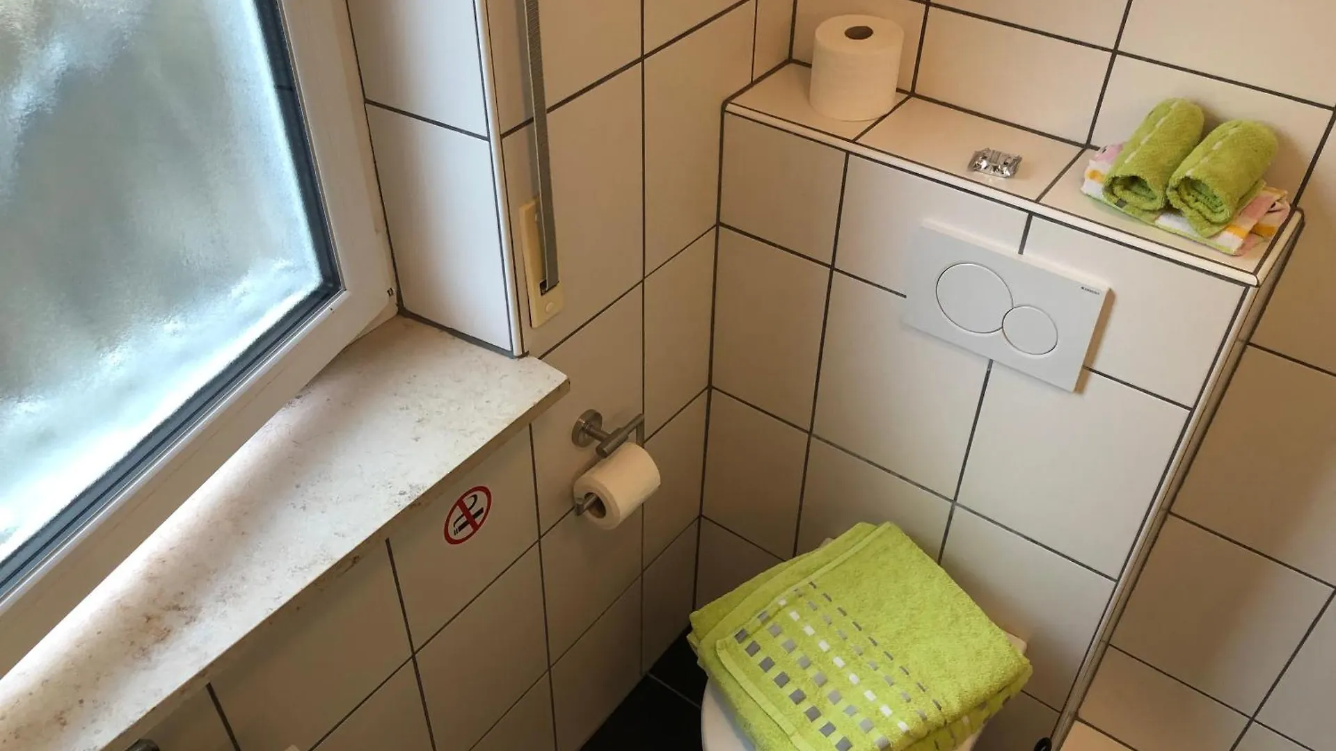Fuer Aktive Reisende Mein Aparthotel Ochsenfurt Mit Terrasse, Ideal For Long Stay, Relocation
